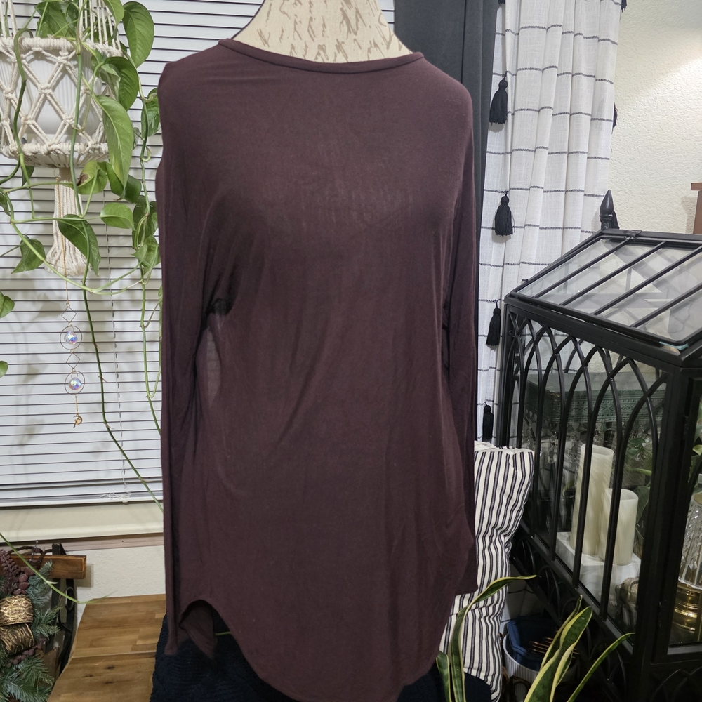 Wilfred Aritzia Deep Plum Long Sleeve Top